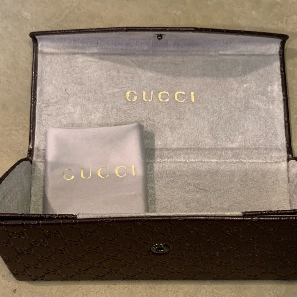 Gucci Sunglass Case - Picture 2 of 5